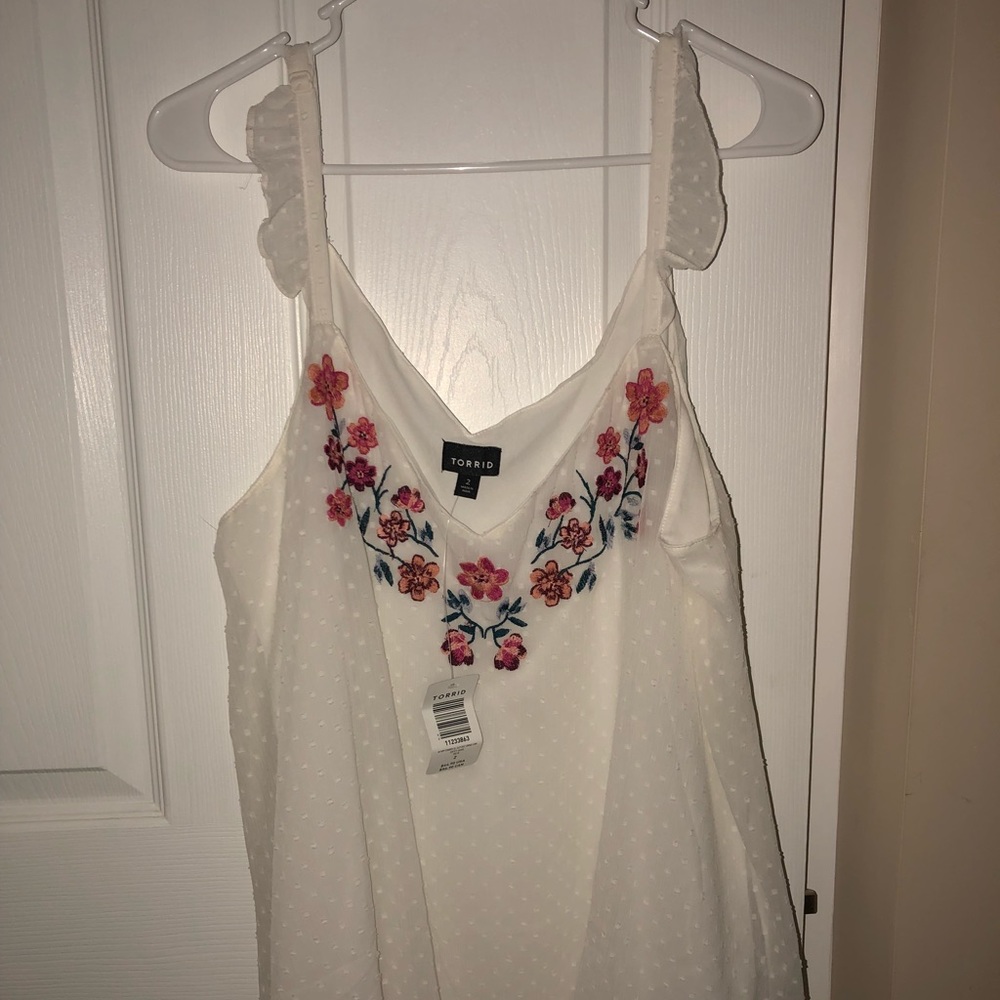 Torrid NWT size 2 tank top